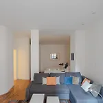 Modern Pied A Terre Near Piazza Navona