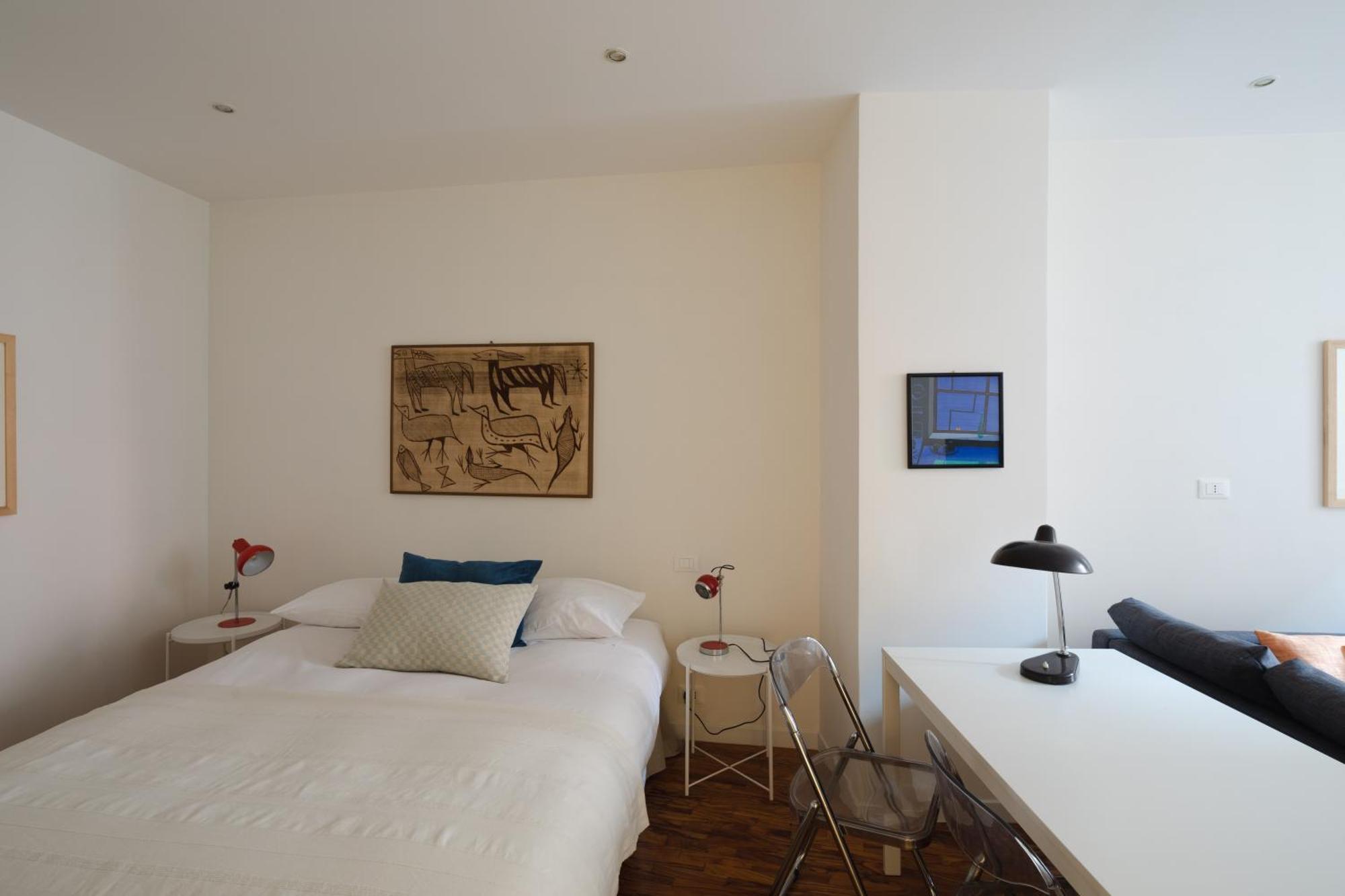 Apartment Modern Pied A Terre Near Piazza Navona Rome