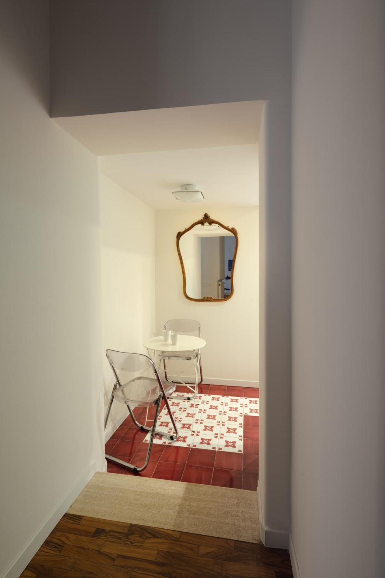 Modern Pied A Terre Near Piazza Navona Rome