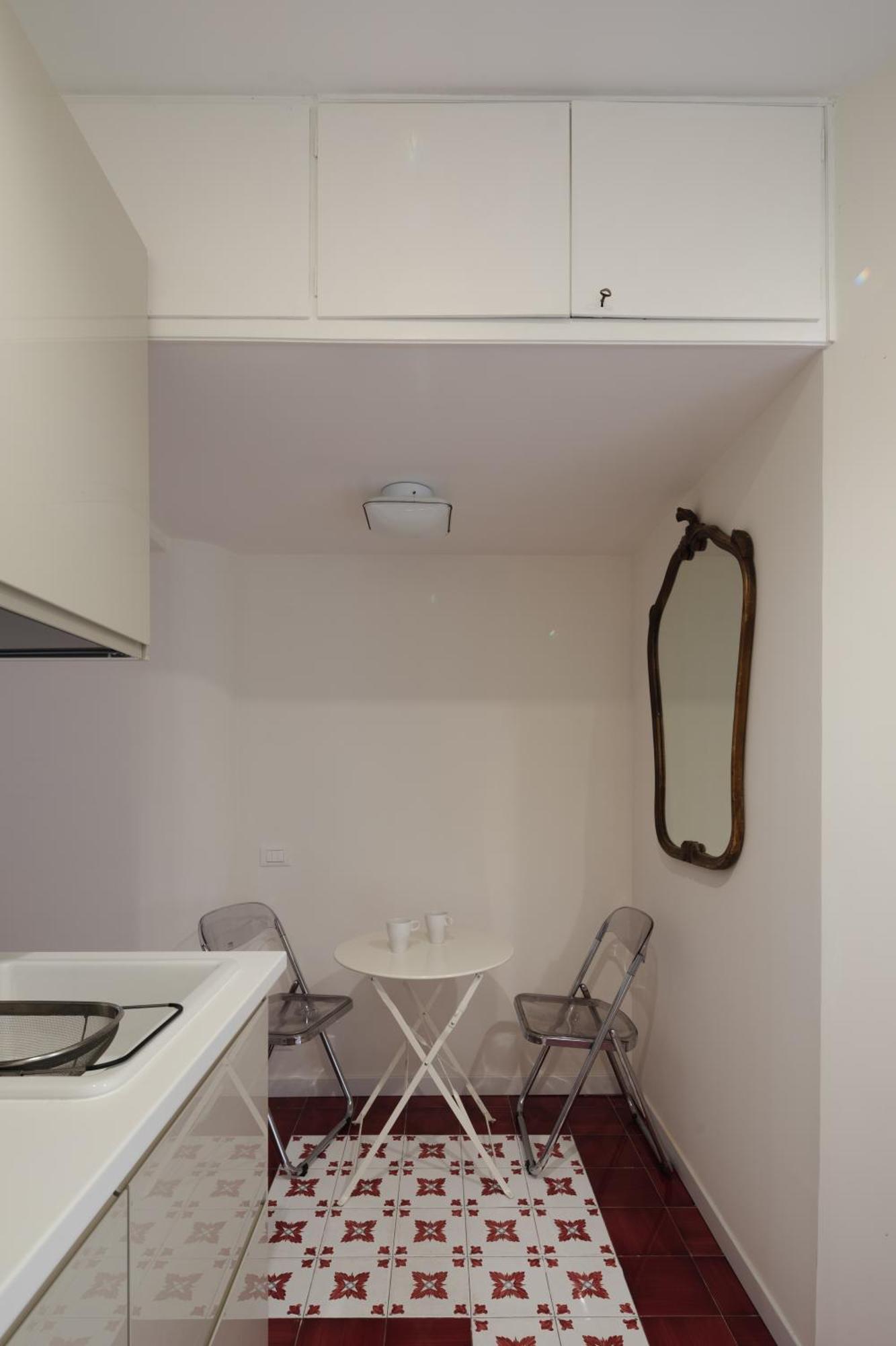 Modern Pied A Terre Near Piazza Navona * Rome