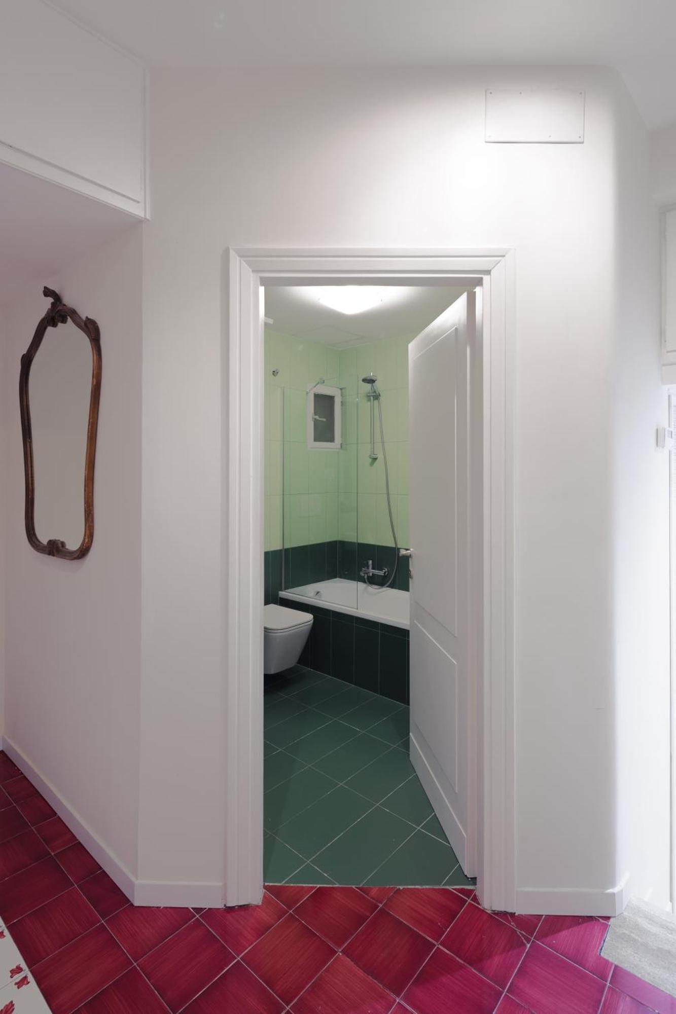 Modern Pied A Terre Near Piazza Navona