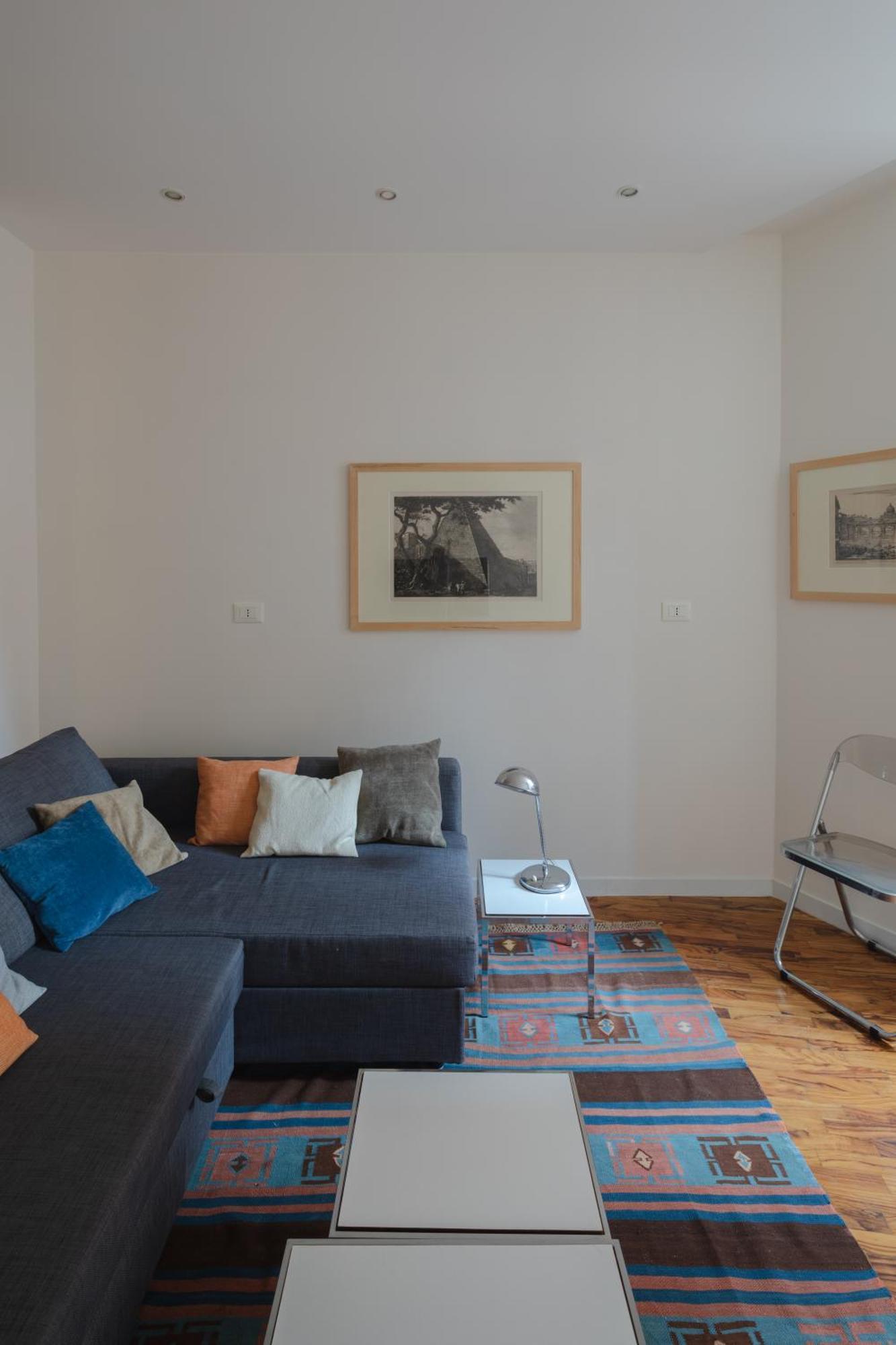 Apartment Modern Pied A Terre Near Piazza Navona