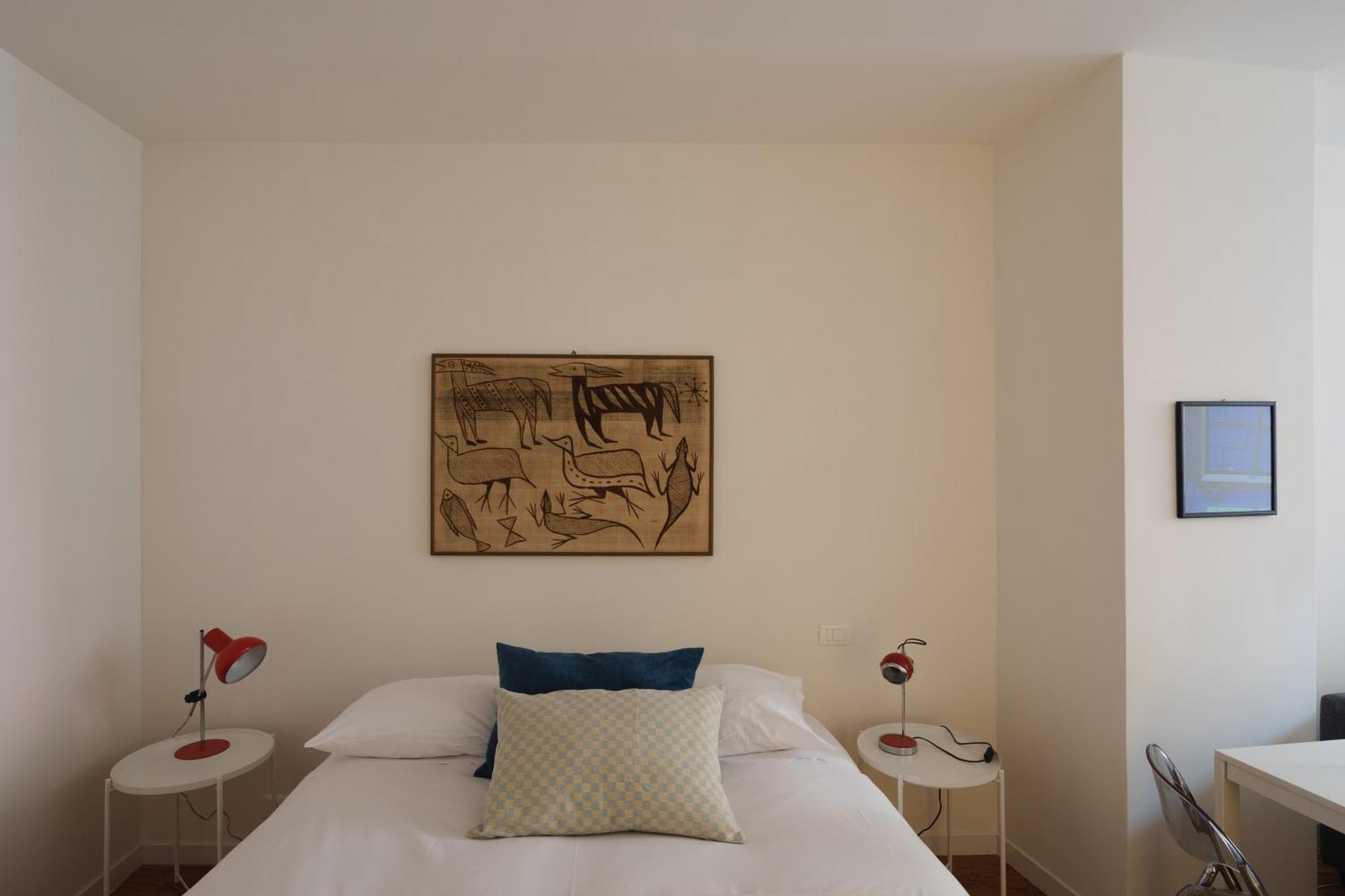 Modern Pied A Terre Near Piazza Navona *